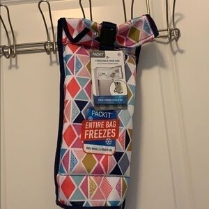 Packit Freezable Wine bag New